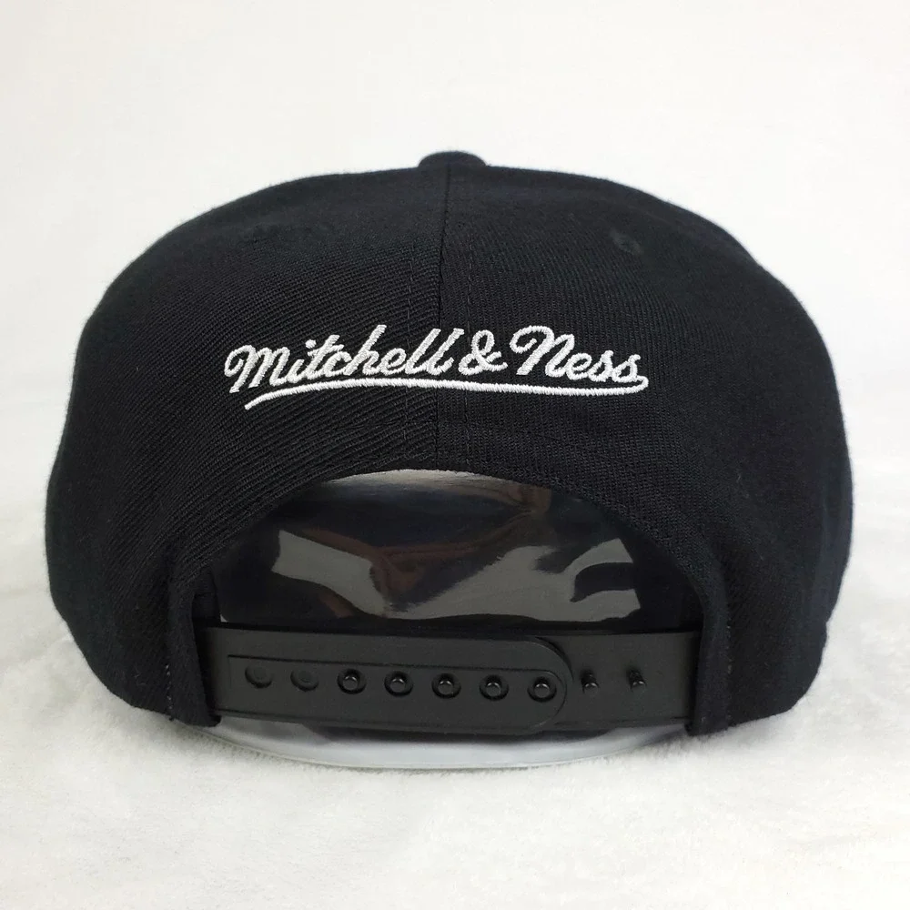 Mitchell & Ness ccs 40